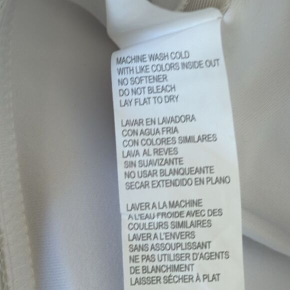 Fabletics White & Silver Leopard Print Sports Bra sz XS All Day Every Day Bra II - Picture 8 of 12